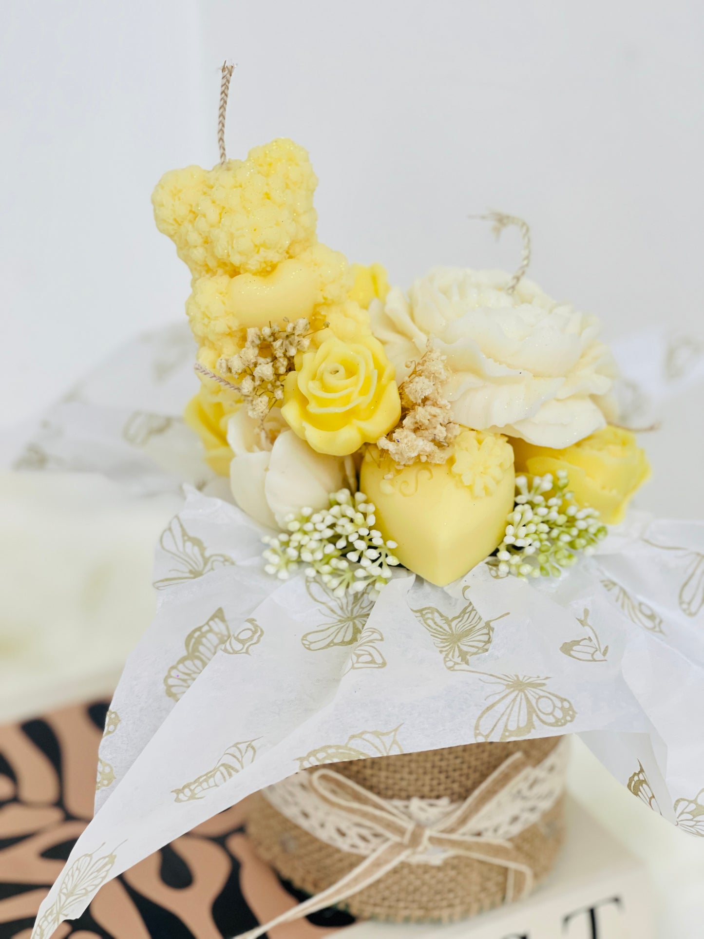 Handmade Soy Wax Yellow Flower Candle Bouquet with Dried Flowers - Perfect Gift Idea