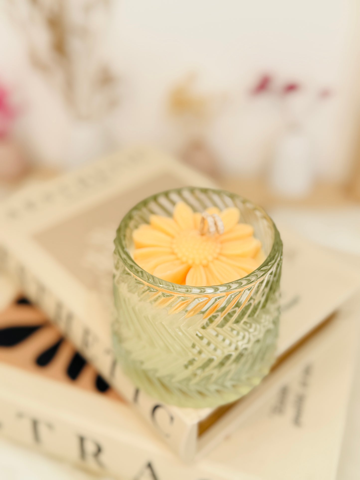 Orange and Bergamot Malton Daisy candle